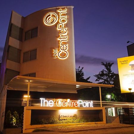 The Centre Point Hotel Chennai Exterior photo